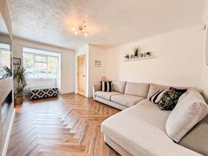 Photo 8- click for photo gallery